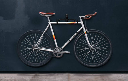 Soporte Bicicletas Pared Plegable de Charles Daily