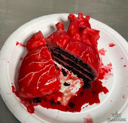 Un corazón ensangrentado... relleno de chocolate.