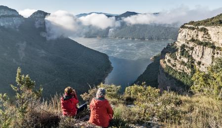Es un lugar idóneo para observar el pantano de Sau.