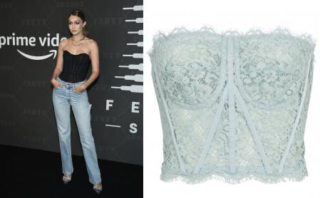Gigi Hadid y su look casual con corsé. A la derecha, diseño de encaje de Dolce & Gabana (795 euros)