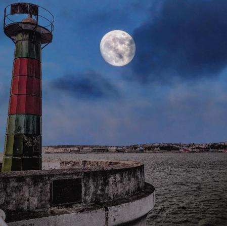 Faro de Santurtzi.