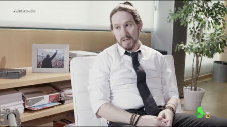 Joaquín Reyes imita a Pablo Iglesias en 'El intermedio'