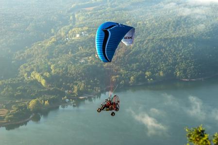 Sobrevolando el pantano de Sau.