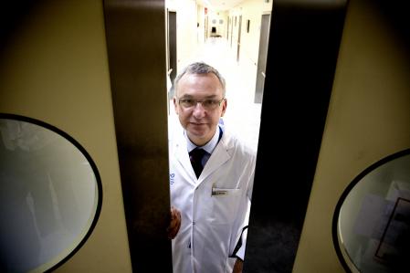 Josep Baselga, en su etapa de médico en Barcelona
