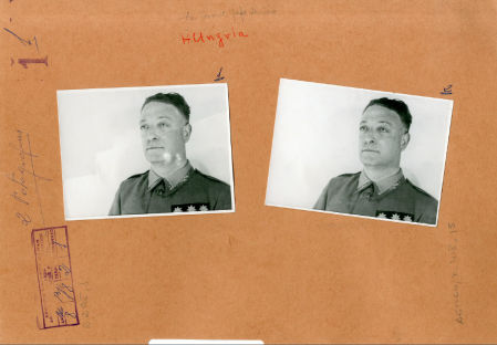 Fotografías procedentes del expediente personal del coronel de EM y jefe del SIPM, José Ungría Jiménez.