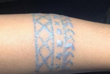 Resultado final de un tatuaje por batok.