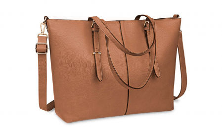 Bolso en color marrón claro de la marca Nubily.