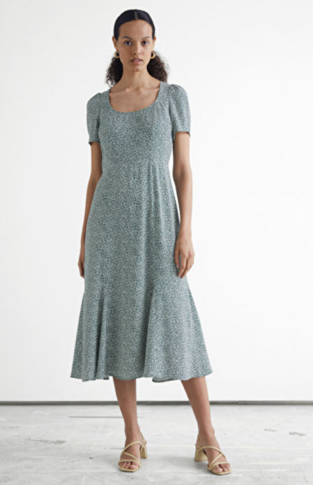 Vestido de & Other Stories (79 euros)