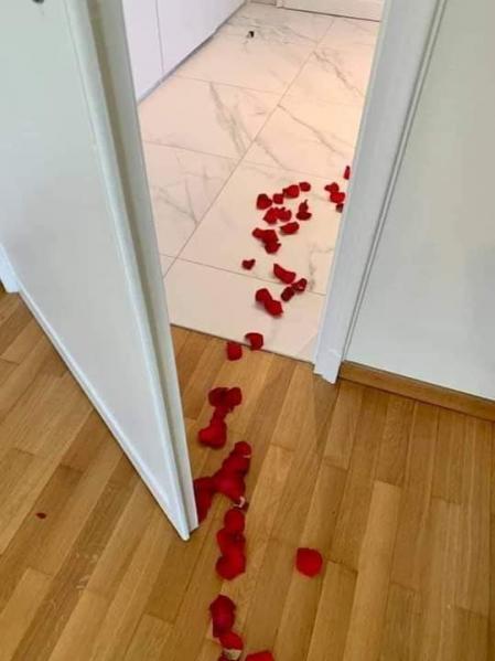 ¿Qué mejor que el baño para dar rienda suelta a la pasión?