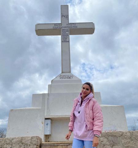 La joven ha vivido intensamente su experiencia en el lugar.