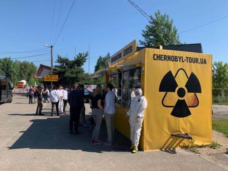 Agencias de viajes que ofrecen turismo a la central de Chernóbil en Ucrania