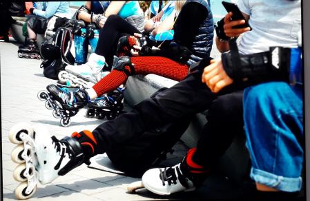 Los patinadores también se pueden ver cerca de la playa
