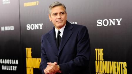 George Clooney en la alfombra roja de la presentación de su última película 'The Monuments Men'