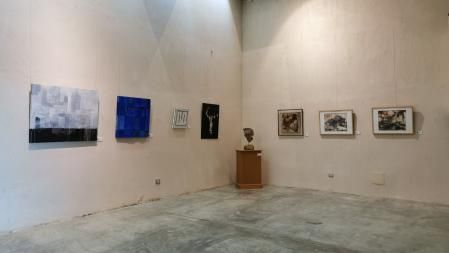 Exposición del colectivo NauArt en el Ecomuseu Farinera de Castelló d'Empúries.