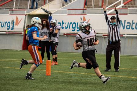 Las Badalona Dracs marcan un tanto.