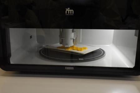 Nutrialth, una impresora 3D con apariencia de microondas