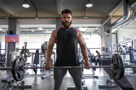 Marc Ribas trabaja con el peso muerto