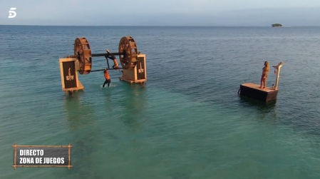 Olga Moreno y Melyssa Pinto en la 