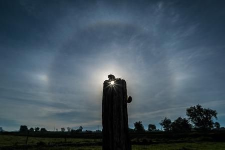 Halo solar con parhelio en Les Masies de Roda, en Osona.