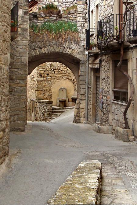 Vista de una de las calles de Guimerà.