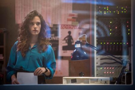 Itsaso Arana, una periodista harta del machismo en la radio.