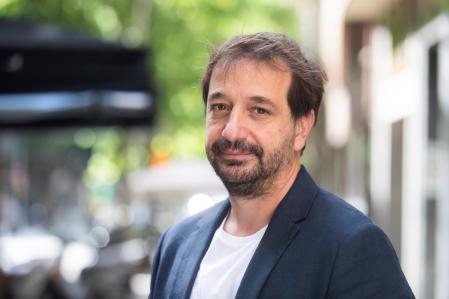 El director del documental Guille Cascante