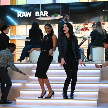 La actriz en la serie La extraordinaria playlist de Zoey