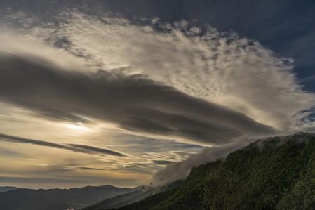 Amanecer en el Coll de Bracons.
