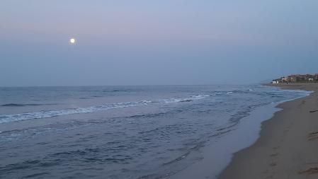 Superluna de las flores en Gavà.