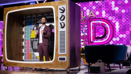 Figuras de cartón creadas por Cartonlab para el programa de TVE 'La noche D', presentado por el actor Dani Rovira