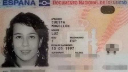 No, no es falso: se llama Luz Cuesta Mogollón.