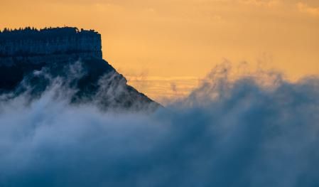 Mar de niebla en los abismos de Tavertet.