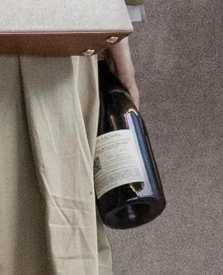 La botella de Peter Michael, cuyo precio rara vez baja de 200 euros.