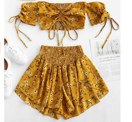 Conjunto de top y short floral.