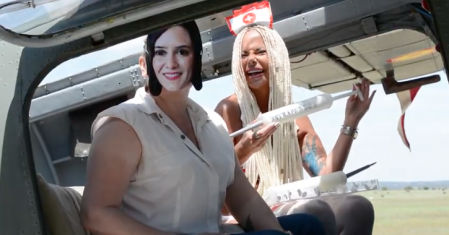 Leticia Sabater vacuna a Isabel Díaz Ayuso en 'La Bananakiki'