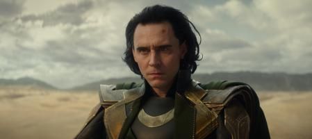 El actor, caracterizado como el malvado Loki, hermanastro de Thor