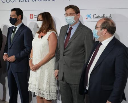 Ximo Puig junto a Moreno Bonilla, Miquel Iceta y Francina Armengol en el debate en el Cercle d´Economía de Barcelona