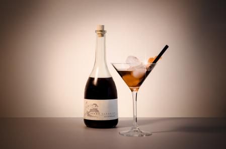 Geers Superior, un complejo vermut belga que dispone de variedades blanco seco y rojo semi-ducle