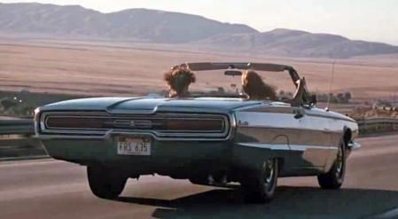 Sarandon, Davis y el mítico Ford Thunderbird celebran los 30 años de esta leyenda del cine.