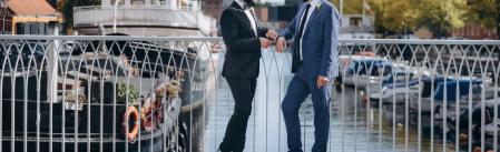 Una pareja gay en el centro de Copenhague