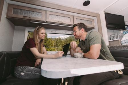 Unbound Freedom Overlander, la cámper para los amantes de la aventura.