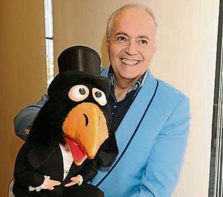 EL PRODUCTOR JOSE LUIS MORENO DURANTE LA PRESENTACION DEL PROGRAMA DE TELEVISION 