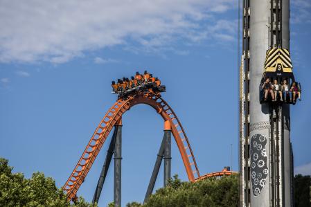 La atracción Abismo del parque Warner
