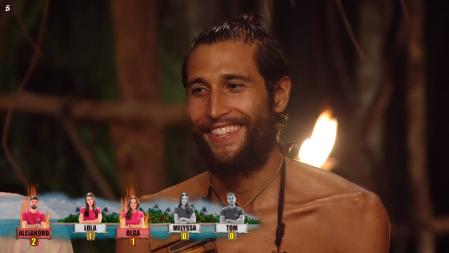 Gianmarco desempató entre Olga Moreno y Lola, dejando nominada a Olga.