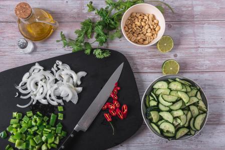 Ingredientes para la ensalada thai
