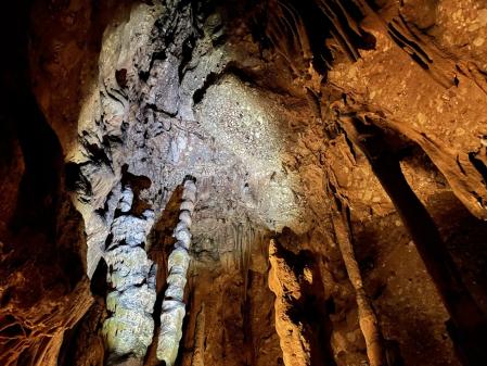 Las cuevas de Montserrat que inspiraron a Gaudí.