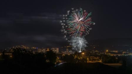 Fuegos artificiales en el fin de fiesta mayor en Vic.