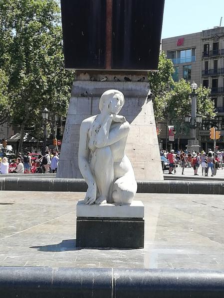 La Diosa de la Plaza Catalunya.