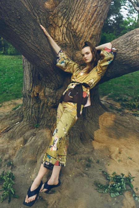 Conjunto de camisa y (29,95 euros) y pantalón ’cropped’  (29,95 euros)