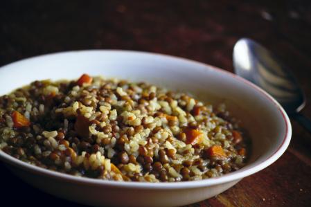 Las lentejas son ricas en fibra y aportan proteínas de gran calidad